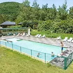 Zecamping Dog Friendly Piscine Chauffee Et Restaurant Bord De Riviere