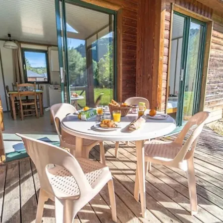 Zecamping Dog Friendly Piscine Chauffee Et Restaurant Bord De Riviere * Banassac