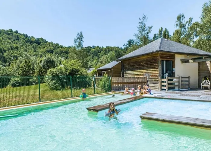 Шале Zecamping Dog Friendly Piscine Chauffee Et Restaurant Bord De Riviere *