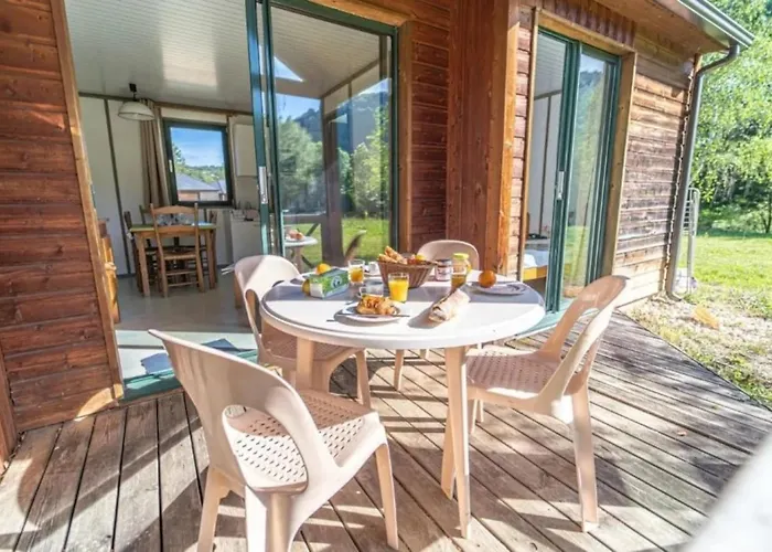 Zecamping Dog Friendly Piscine Chauffee Et Restaurant Bord De Riviere * Банассак